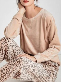 Women's Loungewear Sets Leopard Grid / Plaid Fashion Comfort Soft Home Christmas Street Polyester Warm Crew Neck Long Sleeve Hoodie Pant Pocket Fall Winter Camel Purple 18 Women's Loungewear Sets Leopard Grid / Plaid Fashion Comfort Soft Home Christmas Street Polyester Warm Crew Neck Long Sleeve Hoodie Pant Pocket Fall Winter Camel Purple -Deals The Sexy Bra Store gnmaml1692950063359