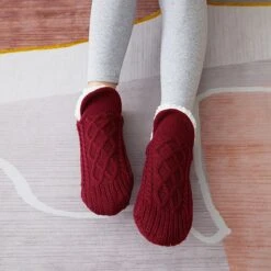 Women's 1 Pair Socks Slipper Socks Fashion Comfort Novelty Fleece Solid Colored Casual Daily Indoor Warm Winter Fall Black Blue Wine 25 Women's 1 Pair Socks Slipper Socks Fashion Comfort Novelty Fleece Solid Colored Casual Daily Indoor Warm Winter Fall Black Blue Wine -Deals The Sexy Bra Store lbnbaa1664445562712