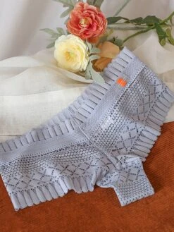 Women's Flower Lace Hole Simple Pure Color Basic Panties Brief Micro-elastic Mid Waist Sexy Nylon 1 PC Green One-Size -Deals The Sexy Bra Store njhvyt1637930142920