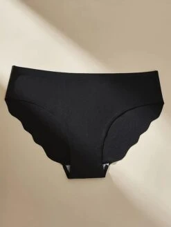 3Pcs Set Women's Panties Ice Silk Lightweight Scalloped Briefs Seamless Underwear Breathable Low Waist Underwear Female Summer Random Color -Deals The Sexy Bra Store rwzjic1686191335352