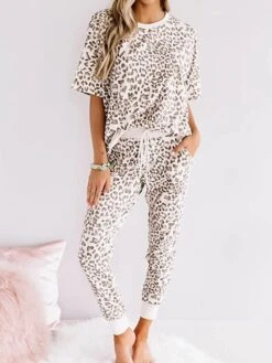 Women's Loungewear Sets Leopard Casual Comfort Soft Home Daily Vacation Polyester Breathable Crew Neck Short Sleeve Pant Elastic Waist Fall Spring Brown Gray